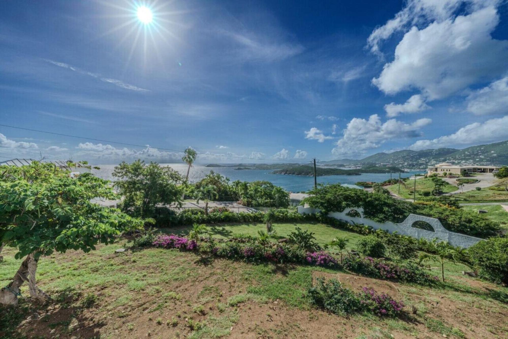 Royal Villa With A Huge Swimming Pool Cowell Battery Екстериор снимка