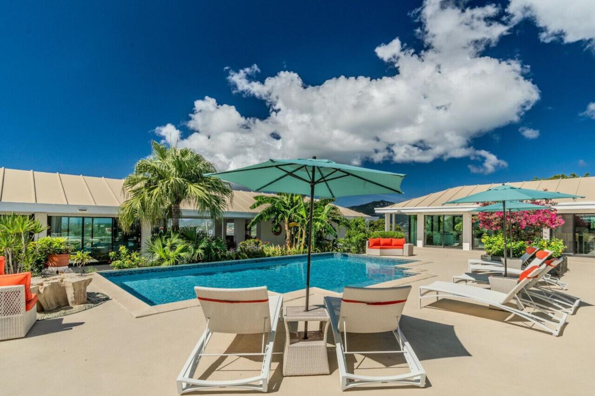 Royal Villa With A Huge Swimming Pool Cowell Battery Екстериор снимка